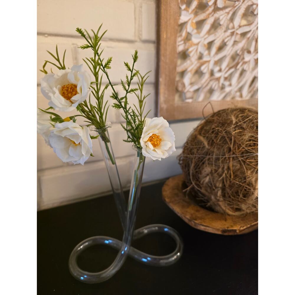 VTG 1980s Clear Glass Loop-Base Bud Vase Nostalgia Minimalist Retro Decor EUC - Picture 6 of 9